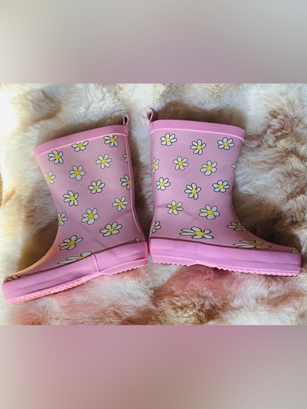 Bluey and Bingo Pink Daisy Pattern Rain boots - Picture 3 of 7